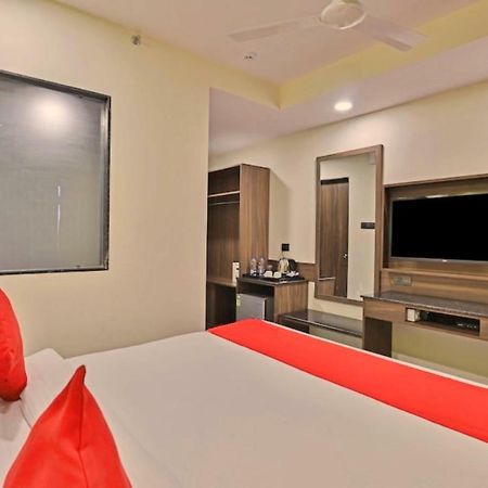 Genx Surat By 1589 Hotels Palsana  Exterior foto