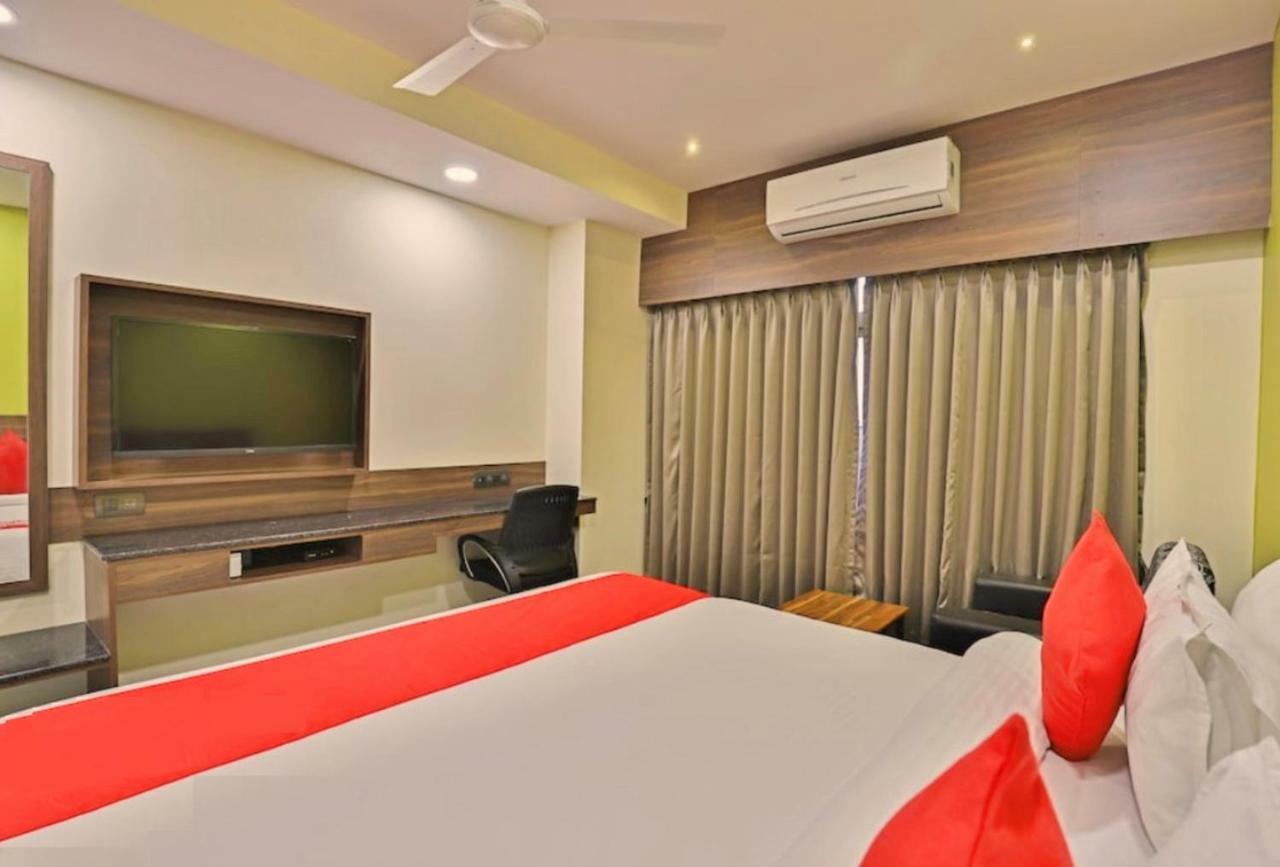 Genx Surat By 1589 Hotels Palsana  Exterior foto